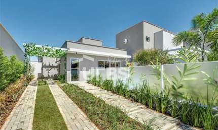 Jardins Cannes - casa terrea com 3 qtos 100m2  - Casa Térrea com Kit Aroeira