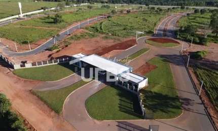 LOTE CONDOMININO VILLA ROMANA - PROXIMO A PORTARIA - SAIDA GO-020