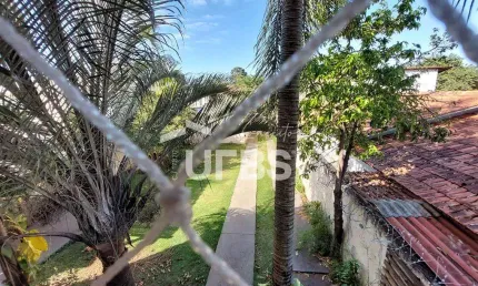 Casa com 3 quartos à venda na Alameda da República, Setor Jaó, Goiânia
