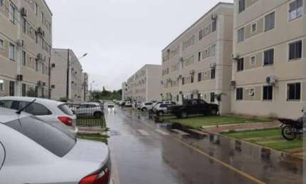 Condominio Chapada dos Buritis. Apartamento com 2 quartos no térreo. 