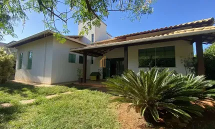 Casa em Condomínio para Venda em Lagoa Santa, Parque Residencial Vivendas, 4 dormitórios, 2 suítes, 4 banheiros, 2 vagas