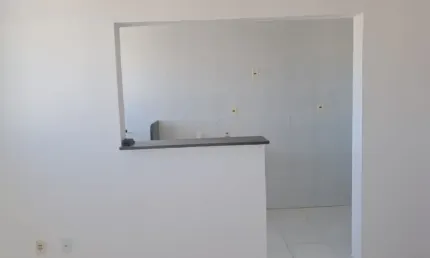 Oportunidade - Apartamento  2/4 -- Condomínio Città Firenze - L. de Freitas - 2 km Atrás do Supermercado Maxxi