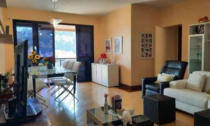 Maravilhoso apartamento na Esquina da Rua Uruguai com Maxwell