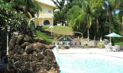 Casa à venda no Condomínio Nova Suíça - Valinhos/SP