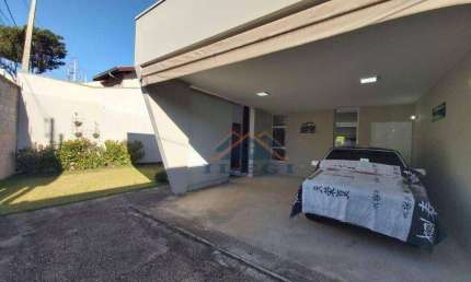 Casa para venda no bairro Jardim Florência na cidade de Vinhedo.