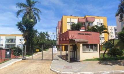 Apartamento com 3 quartos para alugar na José Manoel Ruiz, --, Conjunto Residencial Itamaraty, Londrina por R$ 850