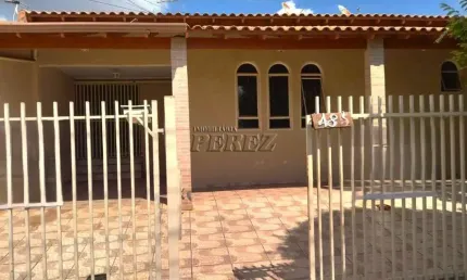 Casa com 3 quartos à venda na Rua Tanganica, --, Ouro Verde, Londrina por R$ 280.000