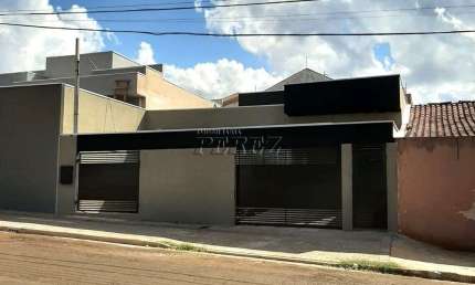 Casa com 3 quartos à venda na Paulo Sorace, --, Monte Belo, Londrina por R$ 470.000