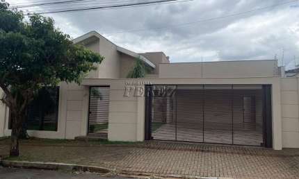 Casa com 4 quartos à venda na Rua Francisco Marcelino da Silva, --, Jardim Itatiaia 2, Londrina por R$ 2.200.000