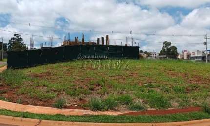 Terreno em condomínio fechado à venda na Avenida Laranjeiras, --, Marumbi, Londrina por R$ 420.000