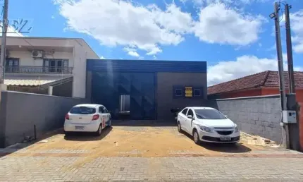 Barracão / Galpão / Depósito para alugar na Vasco da Gama, --, Aeroporto, Londrina por R$ 4.800