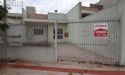 Casa com 3 quartos à venda na Fulgêncio Ferreira Neves, --, Coliseu, Londrina por R$ 320.000