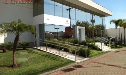 Apartamento com 2 quartos à venda na Avenida Celso Garcia Cid, --, Vila Siam, Londrina por R$ 600.000
