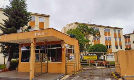 Apartamento com 3 quartos à venda na Rua Ieda Pesarini Ferreira, --, Jardim Santa Cruz, Londrina por R$ 180.000