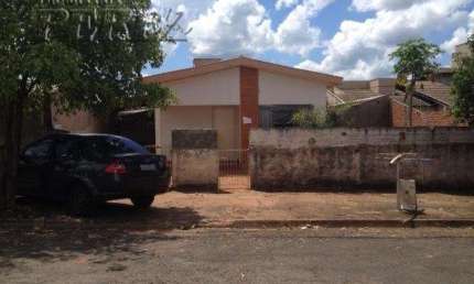 Terreno à venda na Gumercindo de Souza, --, Jardim Shangri la, Londrina por R$ 450.000