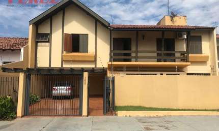 Casa com 4 quartos à venda na Carlos Gomes, --, Petrópolis, Londrina por R$ 1.500.000