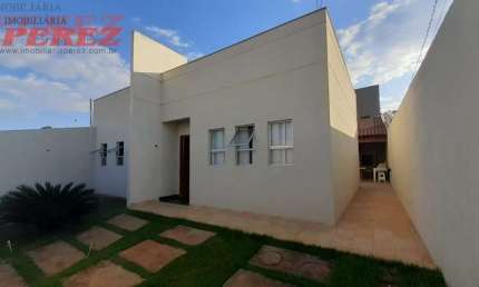 Casa com 2 quartos à venda na PROFESSOR COUTO, --, Santiago, Londrina por R$ 400.000