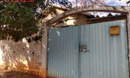Casa com 3 quartos à venda na Rua Pinheiro, --, Leonor, Londrina por R$ 350.000