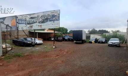 Terreno à venda na Avenida Laranjeiras, --, Marumbi, Londrina por R$ 860.000