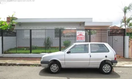 Casa com 4 quartos à venda na Rua Bernardo Sayão, --, Petrópolis, Londrina por R$ 750.000