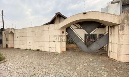 Casa com 3 quartos à venda na Comandante João Ribeiro de Barros, --, Dom Pedro, Londrina por R$ 1.200.000