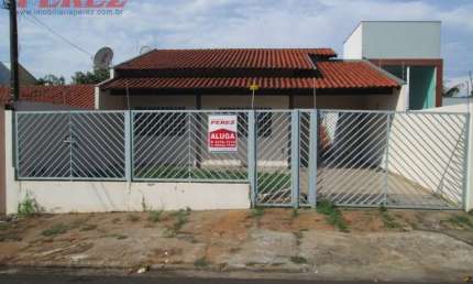 Casa com 3 quartos à venda na Rua Presidente Wilson, --, Universitário, Londrina por R$ 650.000