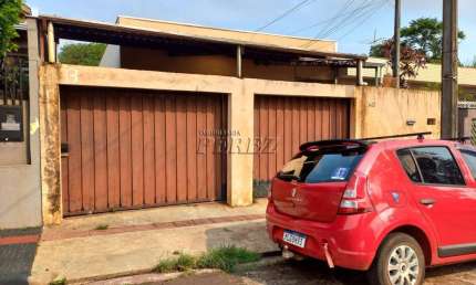 Casa com 3 quartos à venda na Pádua, --, Parque Residencial Joaquim Toledo Piza, Londrina por R$ 265.000