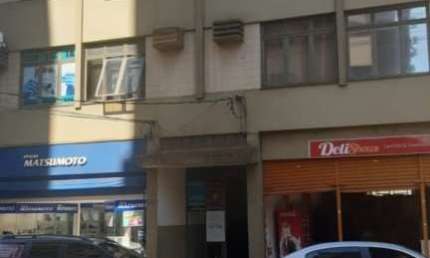 Sala comercial para alugar na Rua Senador Souza Naves, --, Centro, Londrina por R$ 690