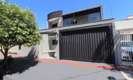 Casa com 3 quartos à venda na Rua Antônio Horácio Ghiraldi, --, Jardim Montecatini, Londrina por R$ 750.000
