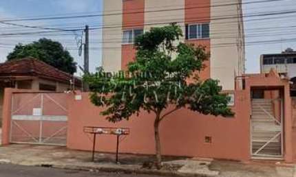 Apartamento com 3 quartos à venda na Rua Argentina, --, Vila Larsen 1, Londrina por R$ 400.000