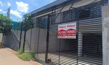 Casa com 3 quartos à venda na Rua Augusto Severo, --, Santos Dumont, Londrina por R$ 790.000