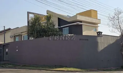 Casa com 3 quartos à venda na Júlio Bianchi, --, Jardim Vale do Cedro, Londrina por R$ 585.000
