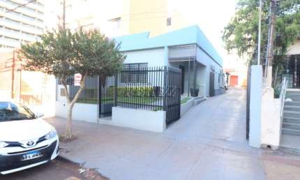 Casa com 3 quartos à venda na Rua Mato Grosso, --, Centro, Londrina por R$ 1.100.000