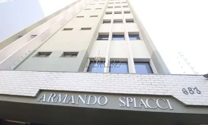 Sala comercial com 2 salas para alugar na Rua Senador Souza Naves, --, Centro, Londrina por R$ 1.300