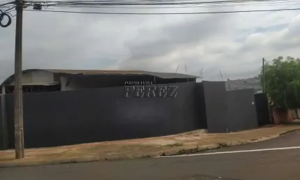 Barracão / Galpão / Depósito à venda na Rua Perdizes, --, Paraíso, Londrina por R$ 380.000