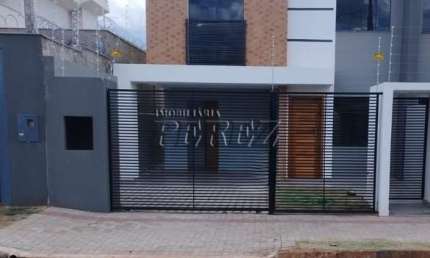 Casa com 3 quartos à venda na Domingos Conrado, --, Colúmbia, Londrina por R$ 490.000