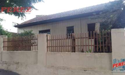 Casa com 2 quartos para alugar na Rua São Luiz, --, Centro, Londrina por R$ 1.100