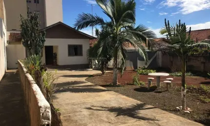 Casa com 3 quartos à venda na Espanha, --, Centro, Cambé por R$ 650.000