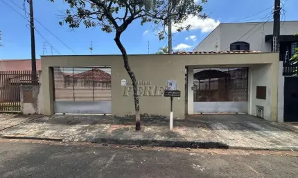 Casa com 3 quartos à venda na Marfim, --, Leonor, Londrina por R$ 380.000