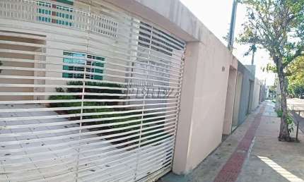 Casa com 3 quartos à venda na Alcino Carneiro Ribas, --, Jardim Burle Marx, Londrina por R$ 700.000
