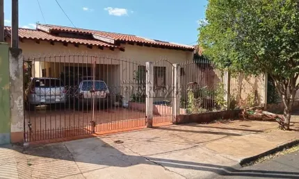 Casa com 4 quartos à venda na Alba Bertoleti Clivati, --, Alto da Boa Vista, Londrina por R$ 315.000