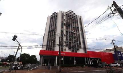 Sala comercial à venda na Bandeirantes, --, Vila Ipiranga, Londrina por R$ 490.000