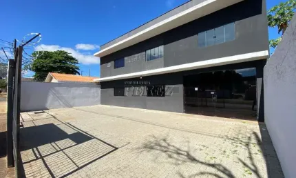 Barracão / Galpão / Depósito para alugar na Salgado Filho, --, Califórnia, Londrina por R$ 8.900