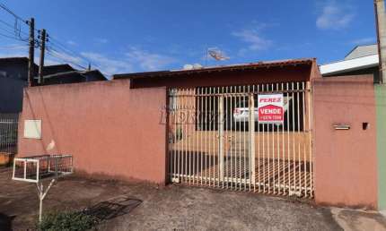Casa com 3 quartos à venda na Das Mangueiras, --, Jardim Morumbi, Londrina por R$ 500.000