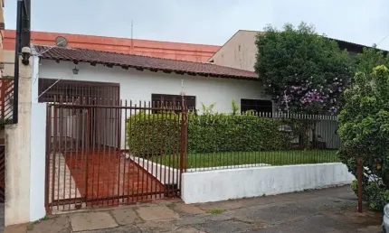 Casa com 3 quartos à venda na Humberto de Campos, --, Vitória, Londrina por R$ 815.000