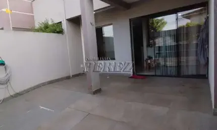 Casa com 2 quartos à venda na Eliane Alvin Dias, --, Jardim Império do Sol, Londrina por R$ 360.000