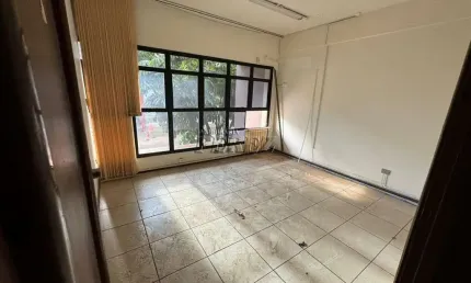 Sala comercial para alugar na Maringá, --, Vitória, Londrina por R$ 7.450