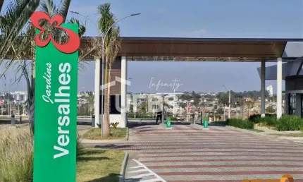 Terreno à venda na Rua Bromélia, Jardins Versalhes, Aparecida de Goiânia