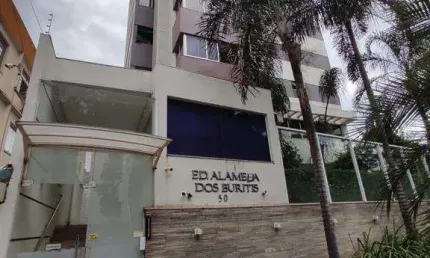 Apartamento com localização privilegiada e opulento estilo de vida