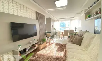 Apartamento de 02 dormitórios no centro de tramandaí